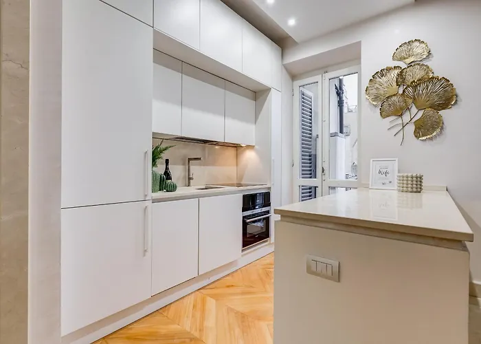 Apartment Bdc - Platinum 2bdr At Spanish Steps Rom